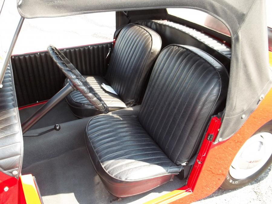 Crosley Hot Shot Roadster 1951 года  (фото 5 из 9)